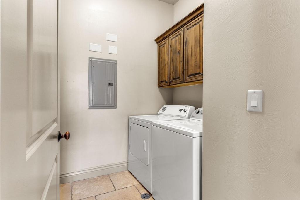 Coral Springs Resort H2 Brand New Home, Community Pool, Outdoor Fireplace, And Near Sand Hollow Washington Exterior photo
